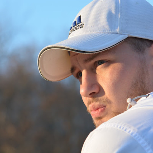 Meet your Posher, Max - Picture 1 of 1